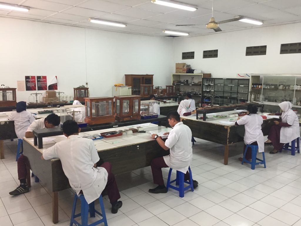 Kegiatan Praktikum dan Perkuliahan
