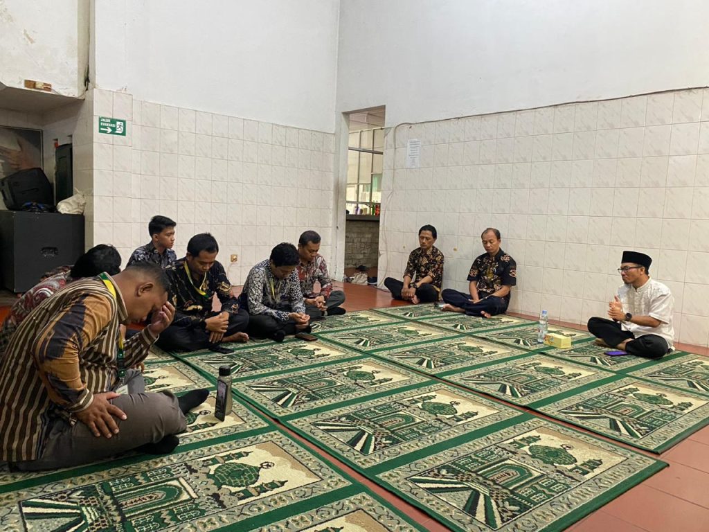 Kajian Rutin Jum’at Pagi: Cinta Sejati Berawal dari Meneladani Rasulullah
