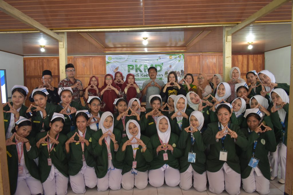 Mahasiswa Kebidanan Dorong Pemberdayaan dan Kemandirian Kesehatan Masyarakat melalui PKMD di Semanu, Gunungkidul